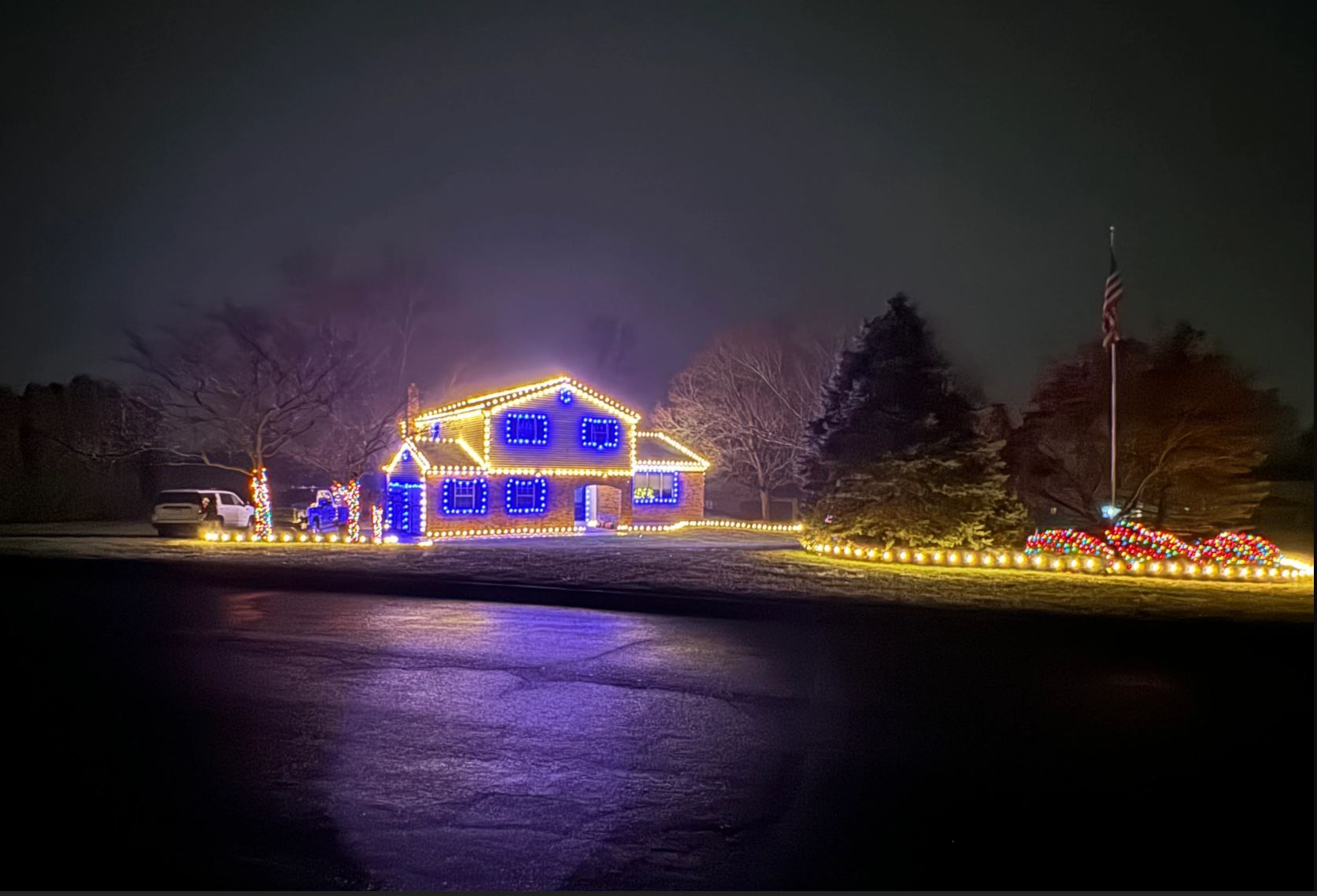 https://media.nbcphiladelphia.com/2023/12/Holiday-Lights-Mike.jpg?quality=85&strip=all&w=1673