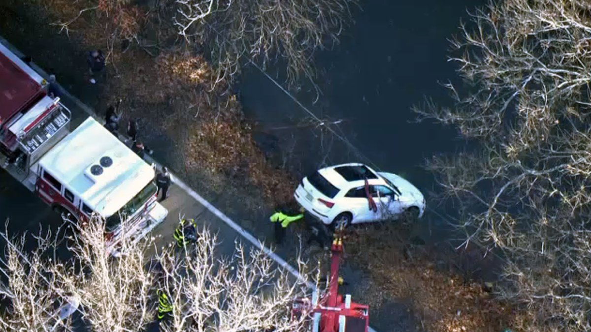 Totowa, NJ spinout puts SUV in Passaic River – NBC10 Philadelphia - Vimarsana News