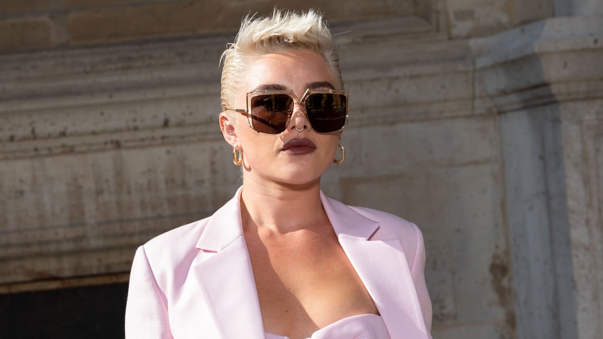 Florence Pugh hit in the face by flying object promoting 'Dune: Part Two' – NBC10 Philadelphia - Vimarsana News