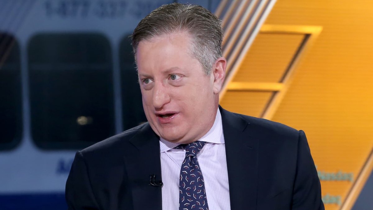'Big Short' investor Steve Eisman worries 'everybody is coming into the year feeling too good,' sees room for disappointment – NBC10 Philadelphia - Vimarsana News