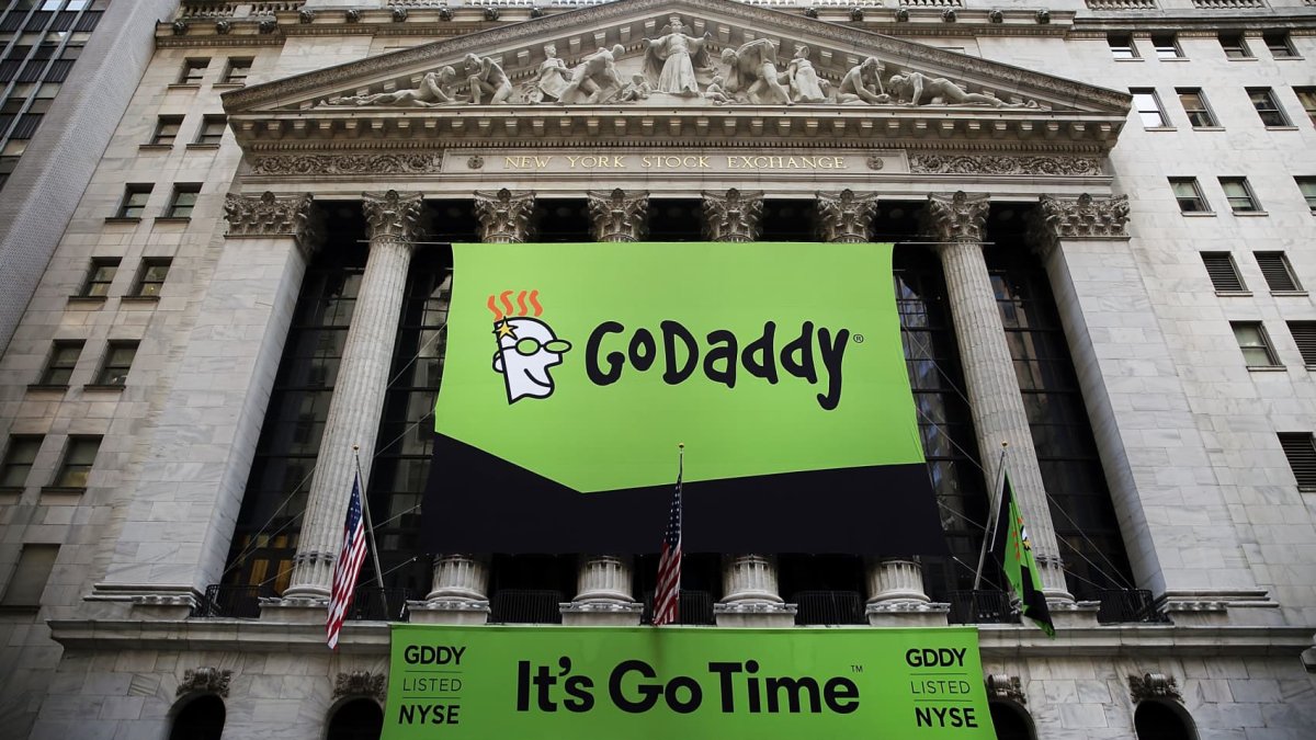 Starboard urges GoDaddy to set 'prudent' guidance and offer specifics on cost savings – NBC10 Philadelphia - Vimarsana News