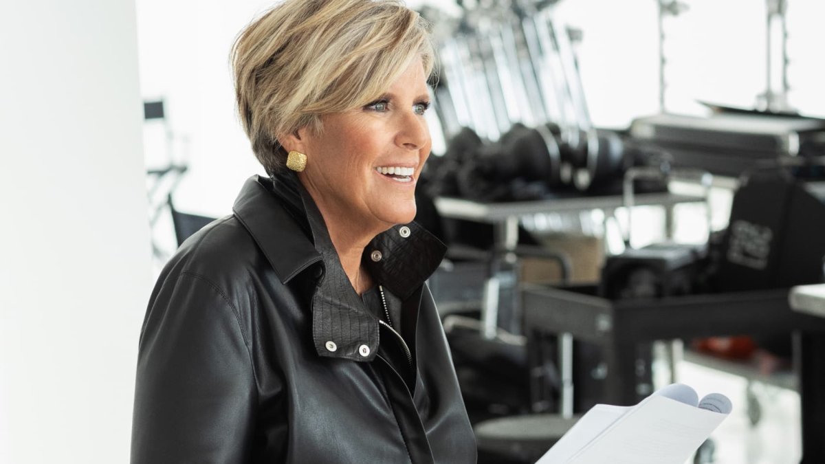 Suze Orman hates when you redo your budget each January: 'If you restrict,' you'll eventually 'explode' – NBC10 Philadelphia - Vimarsana News
