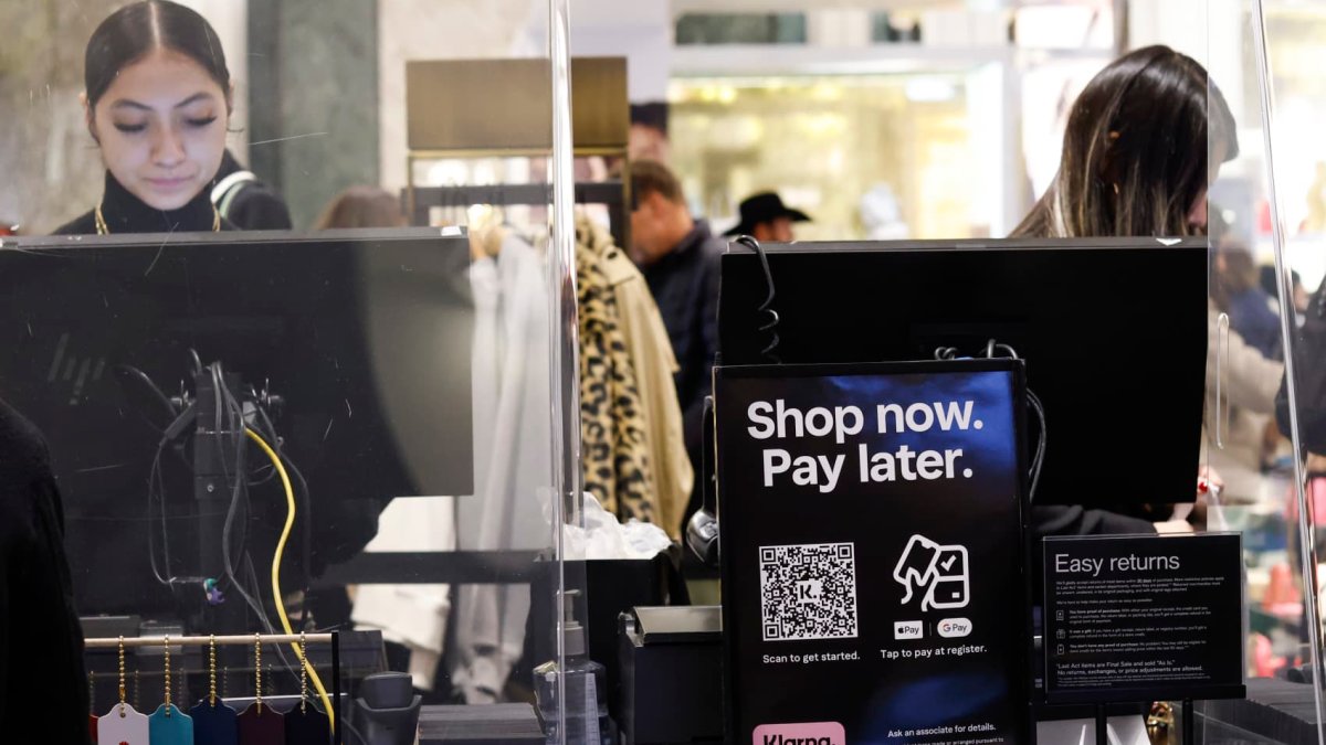 Americans are racking up more 'phantom debt' — why that's a problem – NBC10 Philadelphia - Vimarsana News