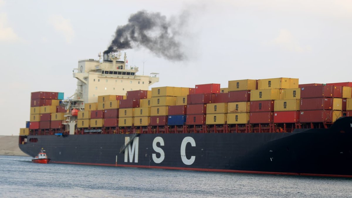 'The shooting has to stop': World's biggest shipping company pleads with Congress to help end Houthi Red Sea chaos – NBC10 Philadelphia - Vimarsana News