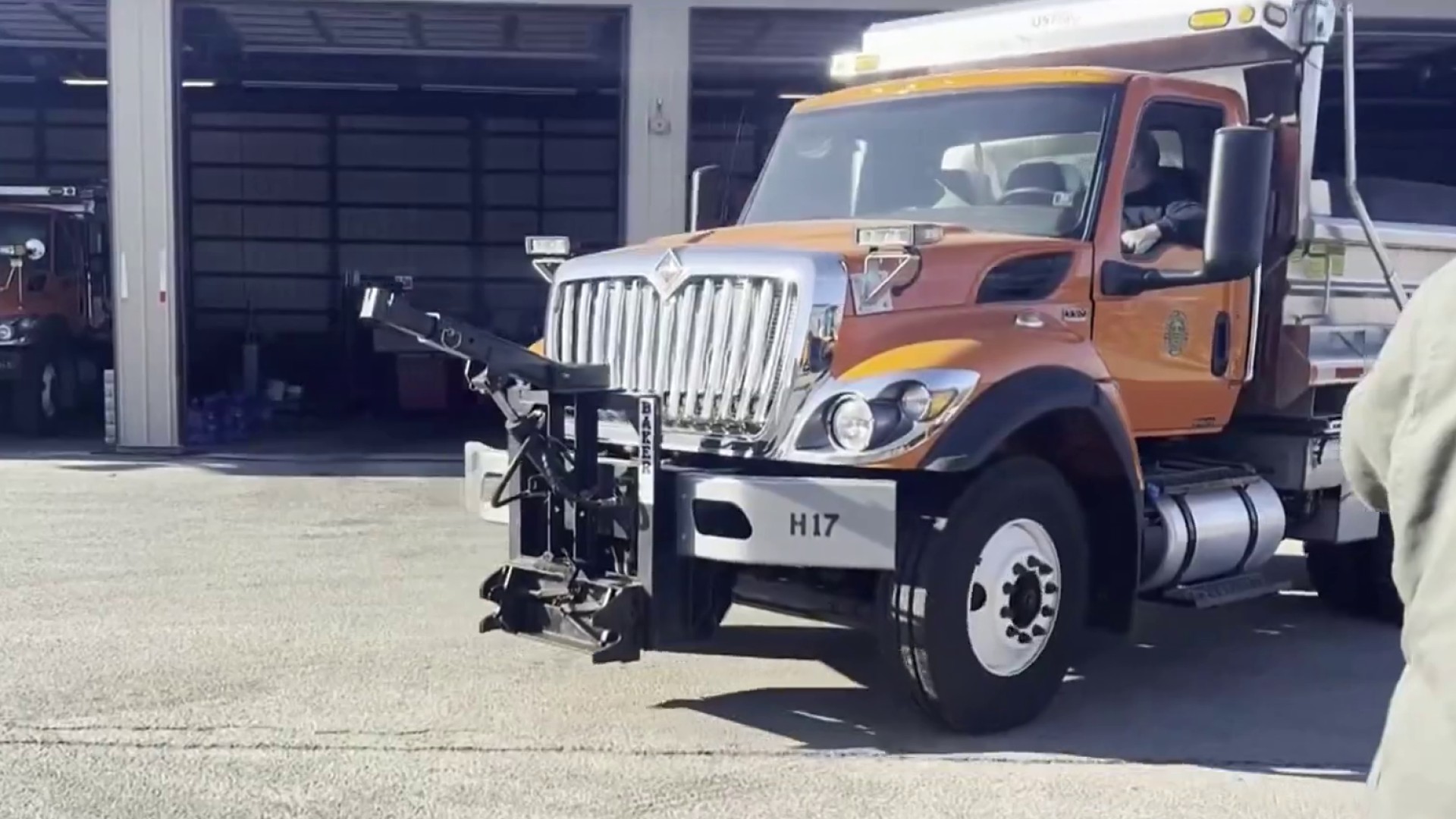 Plow Crews Prepare For Possible 1st Significant Snow In A Couple Years ...