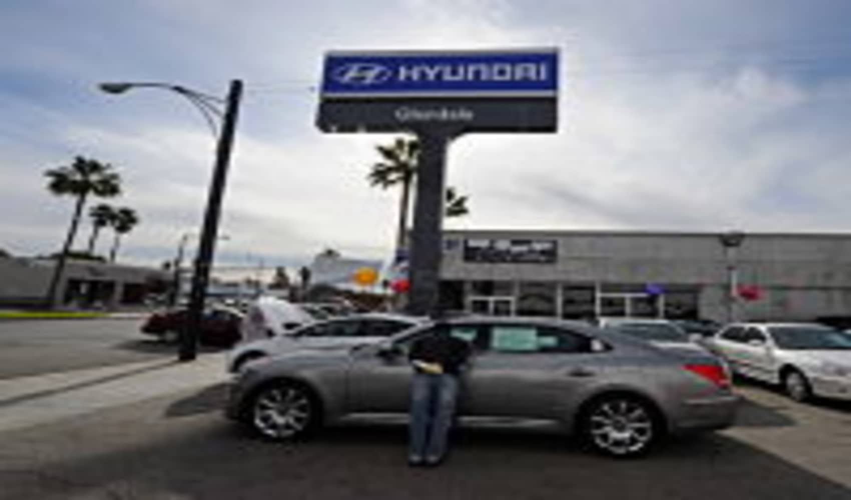 Amazon wants to shape the future of car-buying. Dealers are skeptical - Vimarsana News