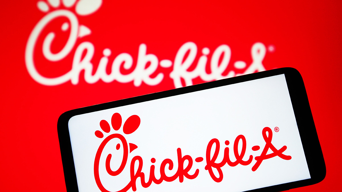 ChickfilA settles lawsuit over pandemic delivery prices NBC10