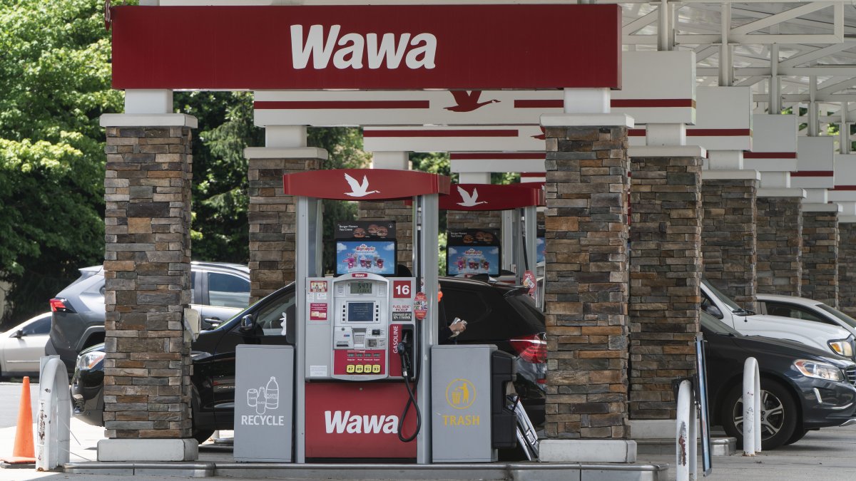 Man arrested after using device to steal fuel from Wawa in Delaware, police say – NBC10 Philadelphia - Vimarsana News