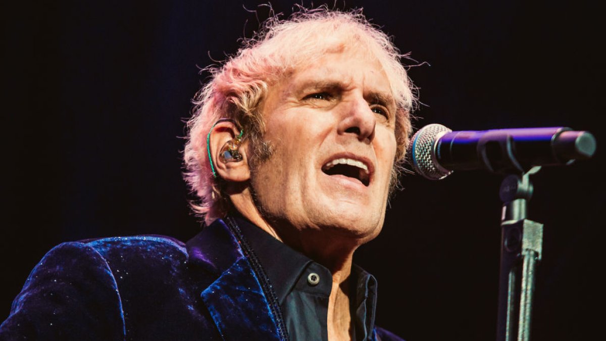 Michael Bolton reveals brain tumor diagnosis – NBC10 Philadelphia - Vimarsana News