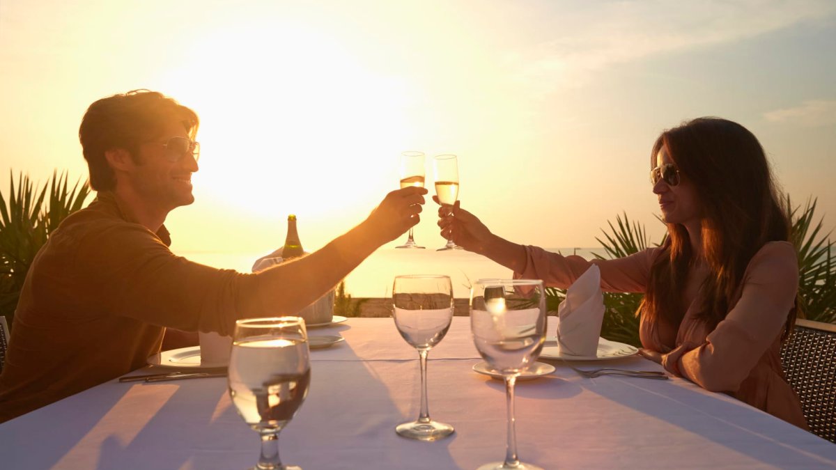 This matchmaker's fee can top $500,000. Here's her best advice to find love - Vimarsana News