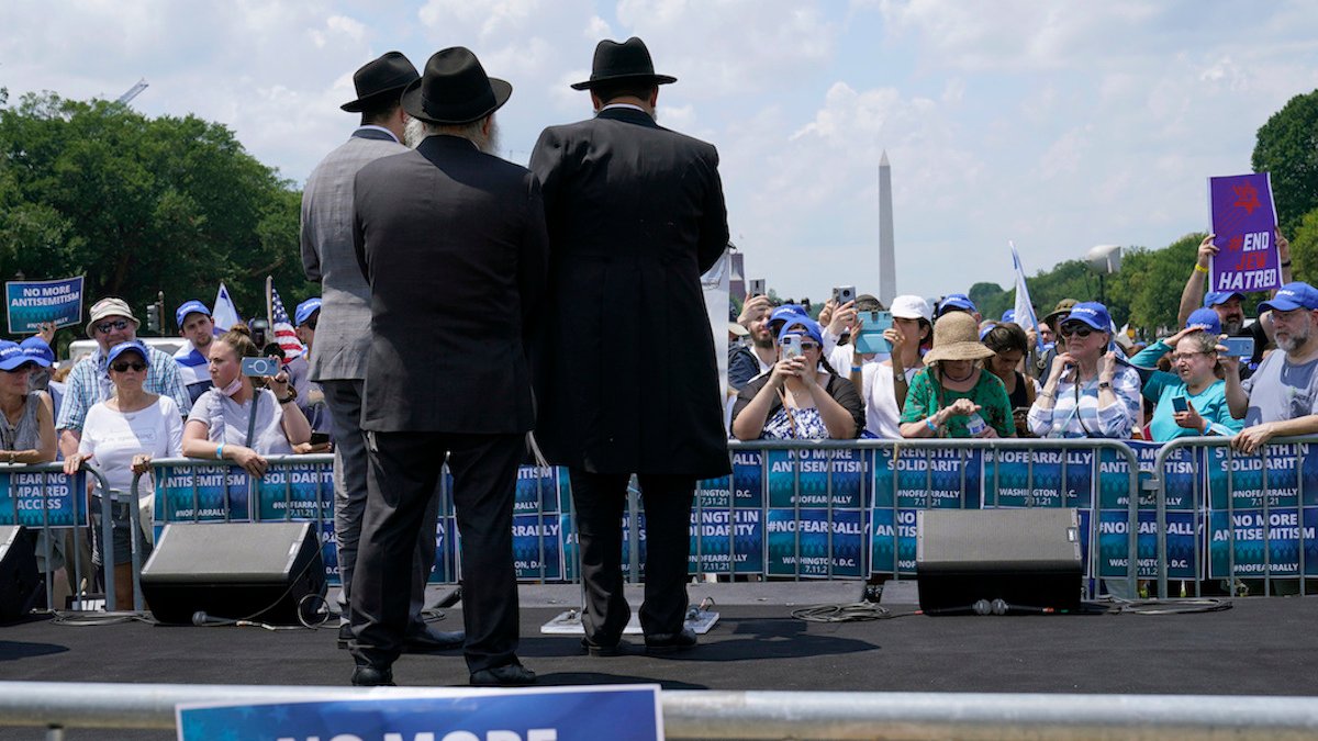 Antisemitism and safety fears on the rise among jews in America – NBC10 Philadelphia - Vimarsana News