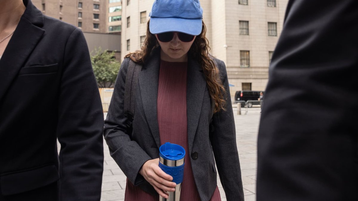 How Sam Bankman-Fried's ex-girlfriend and early recruit helped put the FTX founder behind bars for 25 years - Vimarsana News