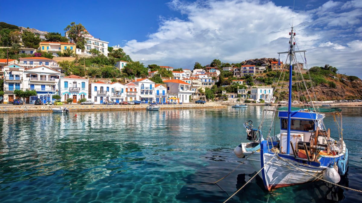 My family's from the Greek island of longevity, where people often live to 100: What we eat, and 1 food we swear by - Vimarsana News