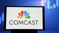 Comcast beats earnings estimates even as it sheds more broadband subscribers