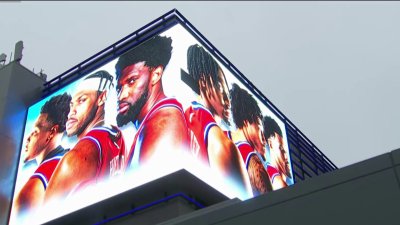 Fans are getting hyped for tonight's Sixers game