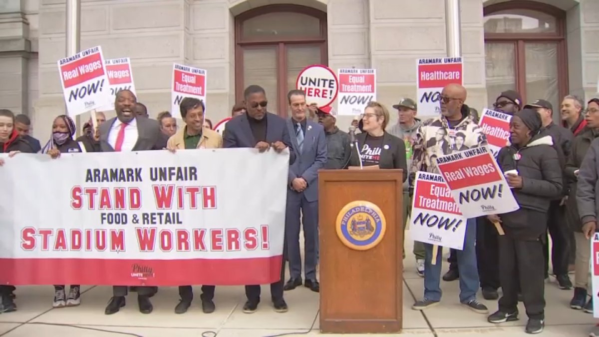 Philly Aramark workers threaten to strike at Wells Fargo Center – NBC10 Philadelphia - Vimarsana News