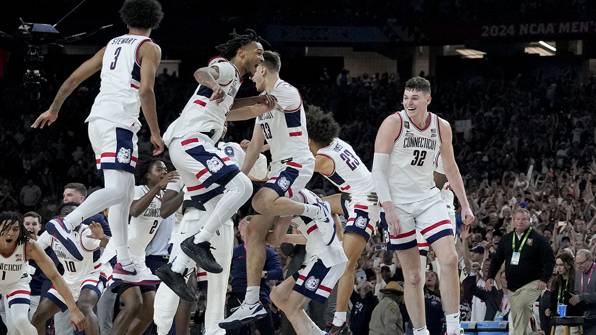 UConn, Dan Hurley show how to succeed in new age of college basketball