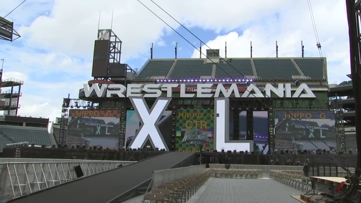 WrestleMania star Cody Rhodes’ tour bus catches fire in Philly – NBC10 ...