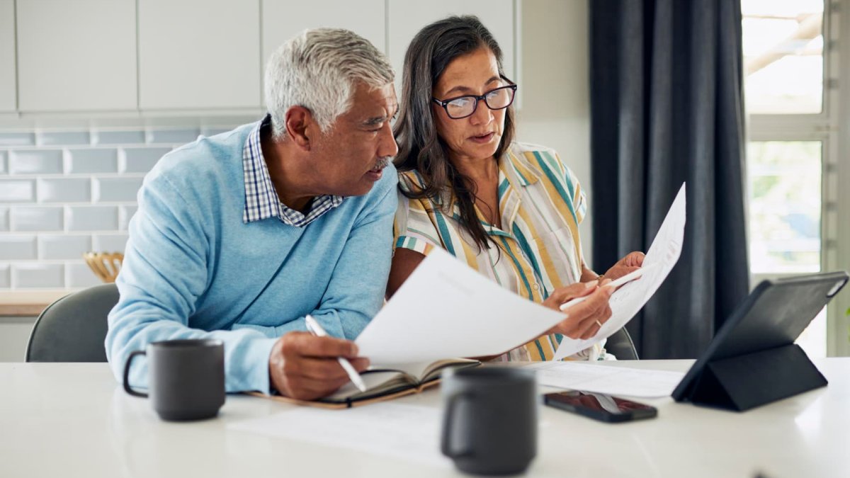 Here's how to avoid getting 'hammered' on inherited individual retirement account taxes, experts say – NBC10 Philadelphia - Vimarsana News