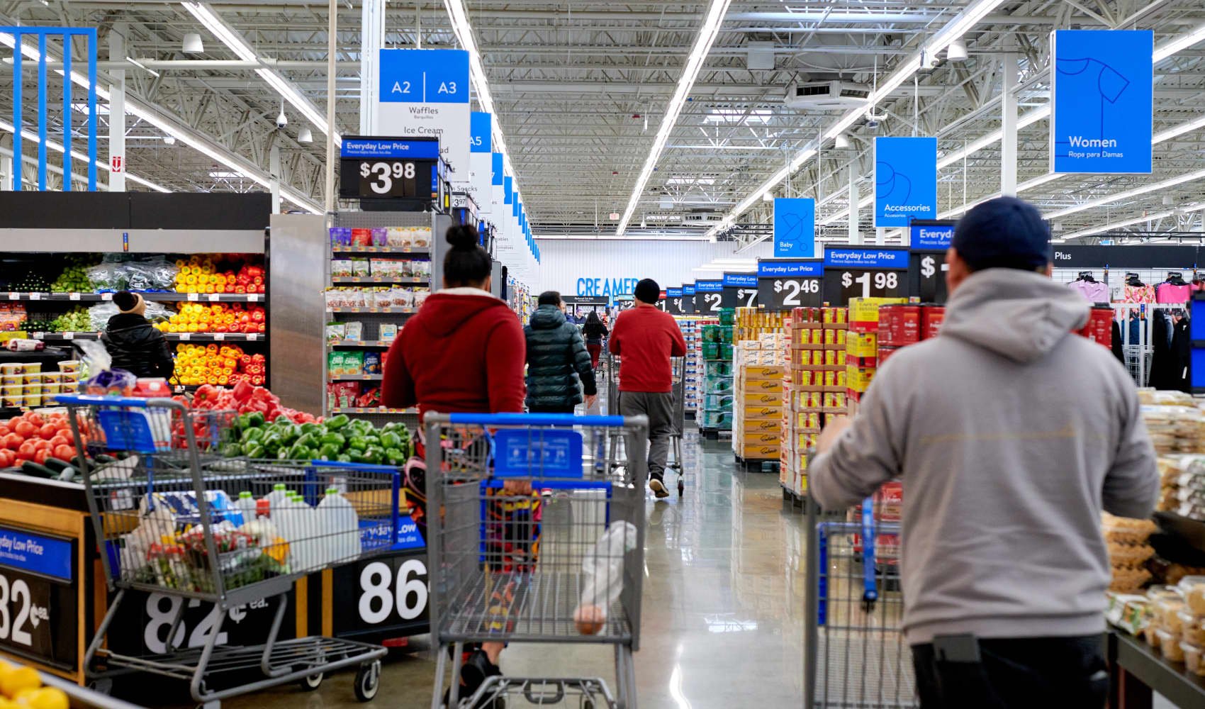 Affluent consumers are creating a 'bubble' at Walmart, warns retailer's former U.S. CEO Bill Simon – NBC10 Philadelphia - Vimarsana News