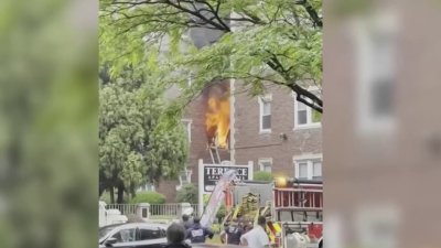 ‘Everything will be okay': Clean up begins after a West Philly fire Sunday night
