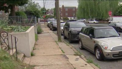 2 hurt, 3 arrested, in shooting outside Philly home