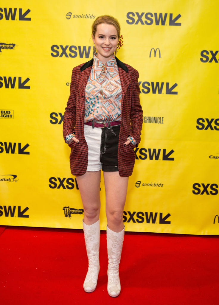 Former Disney star Bridgit Mendler officially graduates Harvard Law