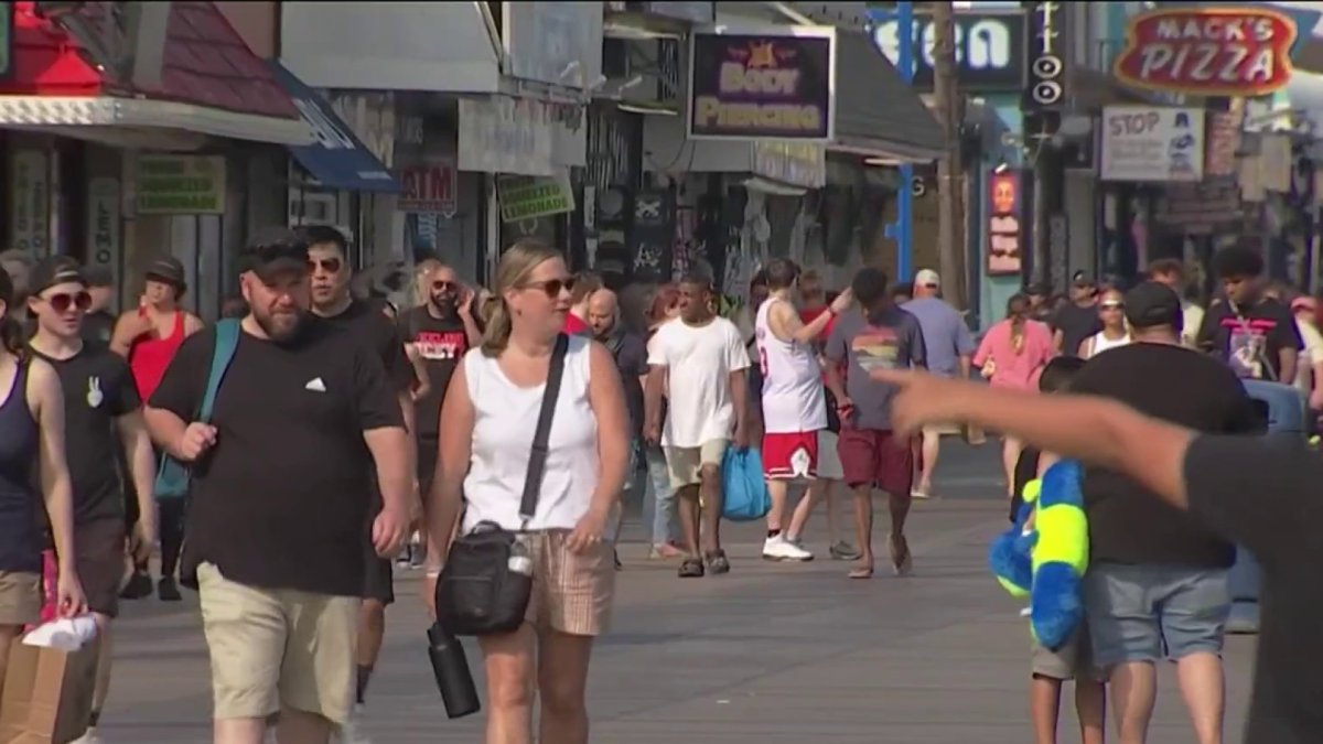 Wildwood commissioners pass backpack ban on the boardwalk – NBC10 ...