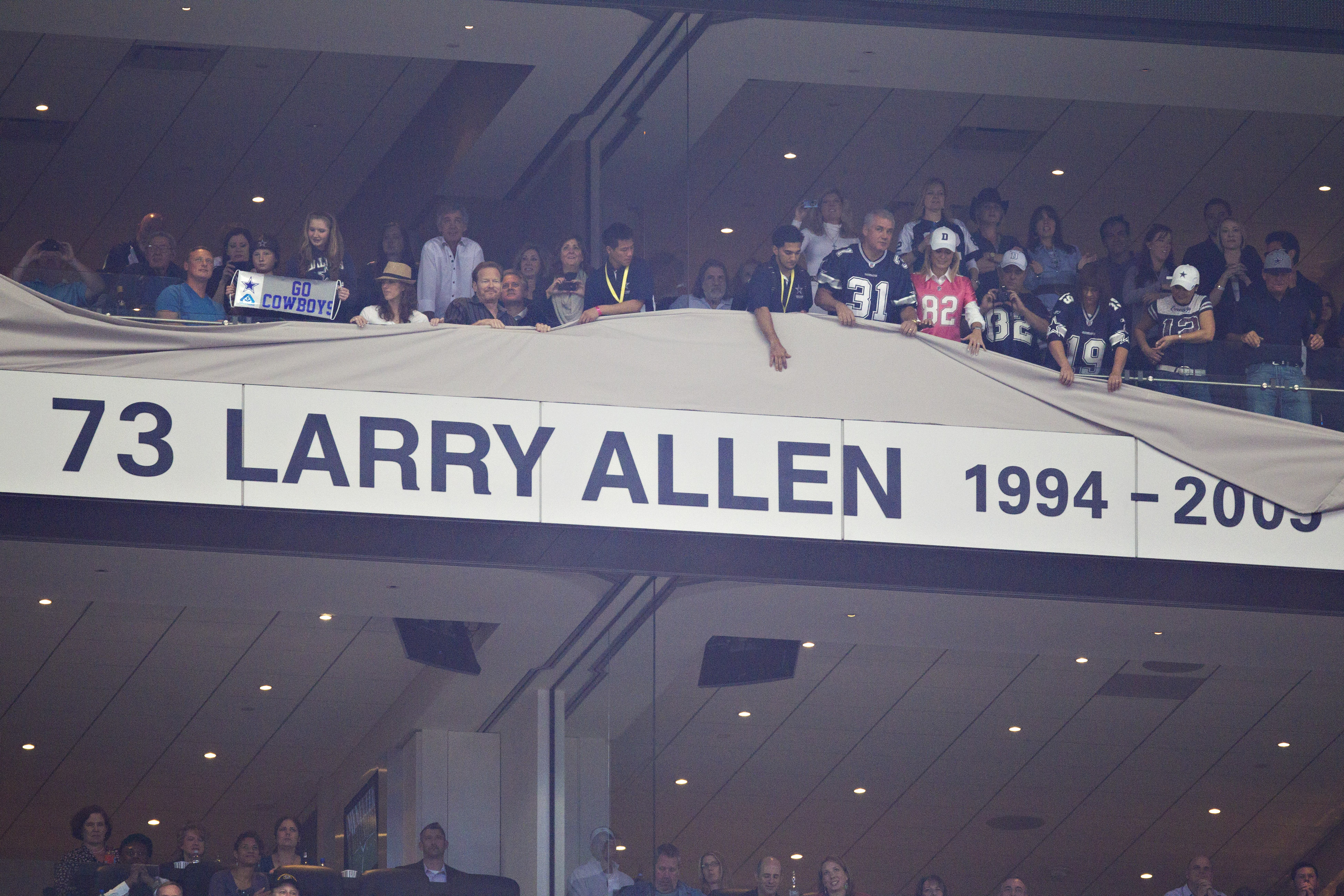 Legendary NFL lineman Larry Allen dies on vacation in Mexico NBC10 Philadelphia