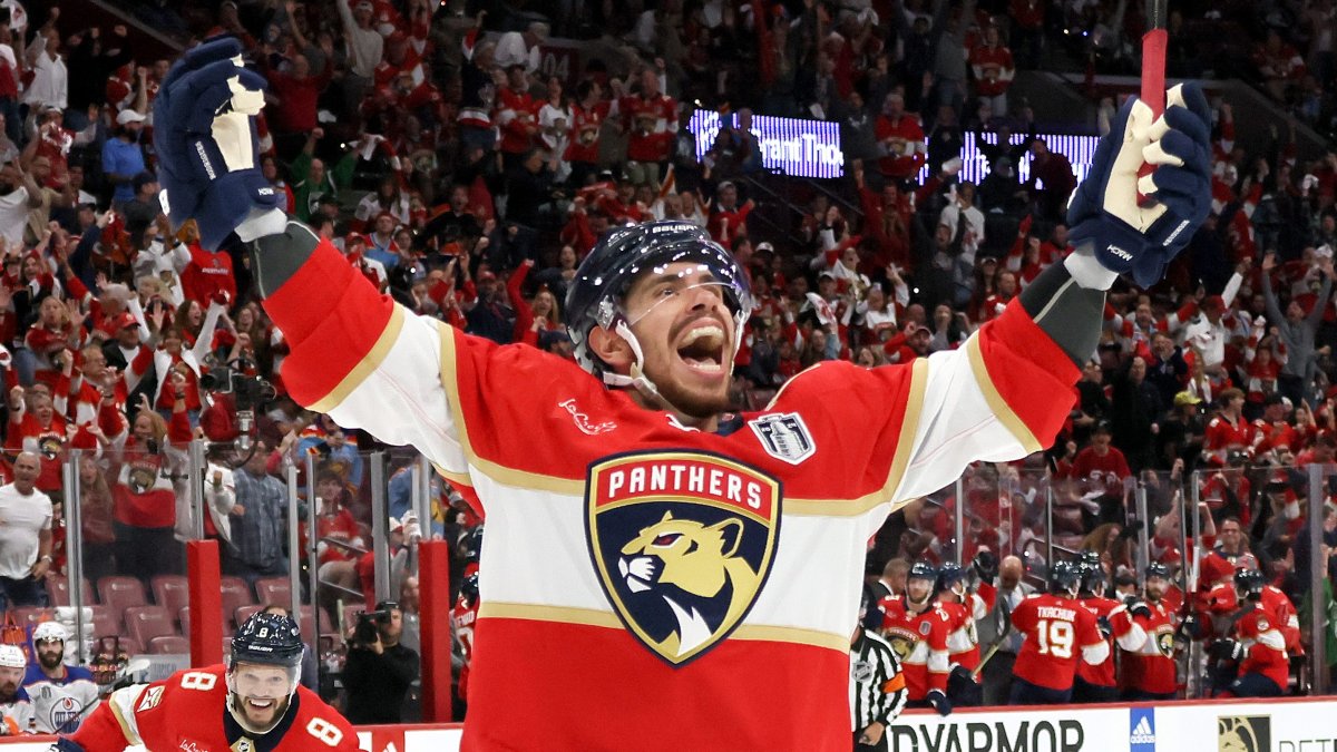 Panthers come back to beat Oilers in Game 2 of Stanley Cup Final