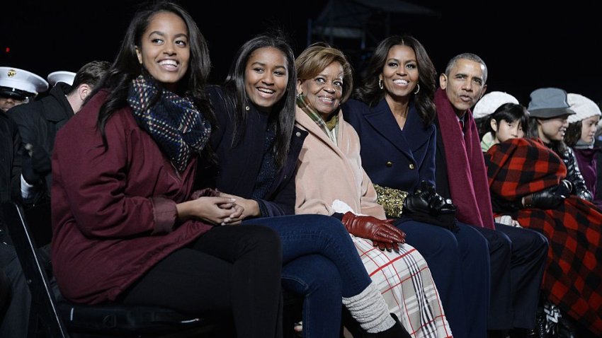 Malia Obama, Sasha Obama, mother-in-law Marian Robinson, first lady Michelle Obama and President Barack Obama on the Ellipse south of the White House December 3, 2015 in Washington, DC.