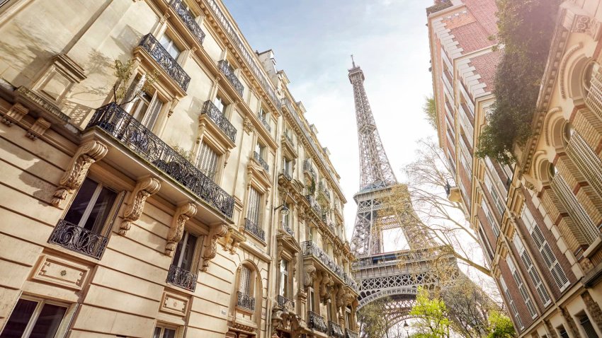 How the ultra-wealthy travel in Paris