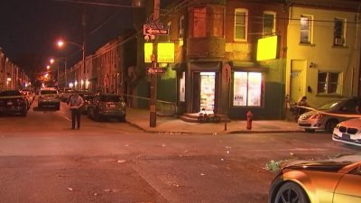 4 hurt in South Philly shootout
