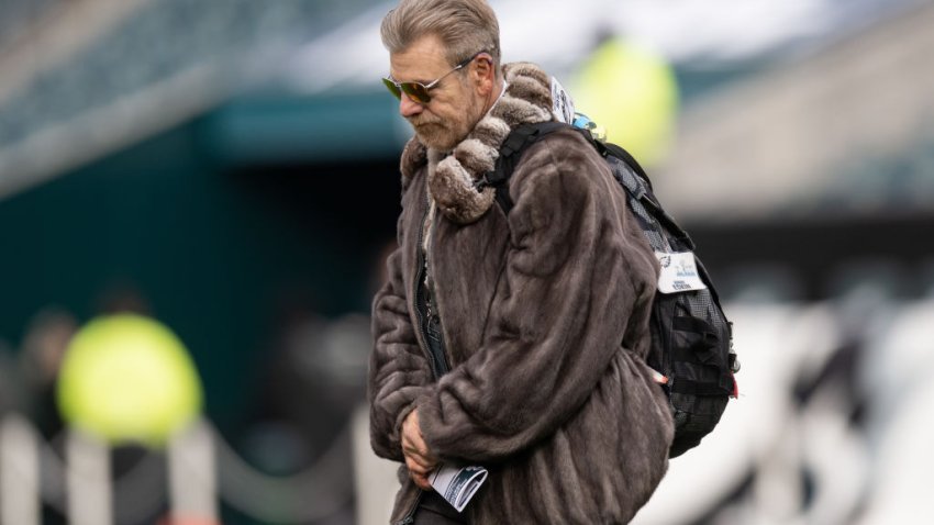 PHILADELPHIA, PA – JANUARY 08: Radio personality Howard Eskin during pregame of the National Football league game between the New York Giants and Philadelphia Eagles on January 8, 2023 at Lincoln Financial Field in Philadelphia, PA (Photo by John Jones/Icon Sportswire via Getty Images)