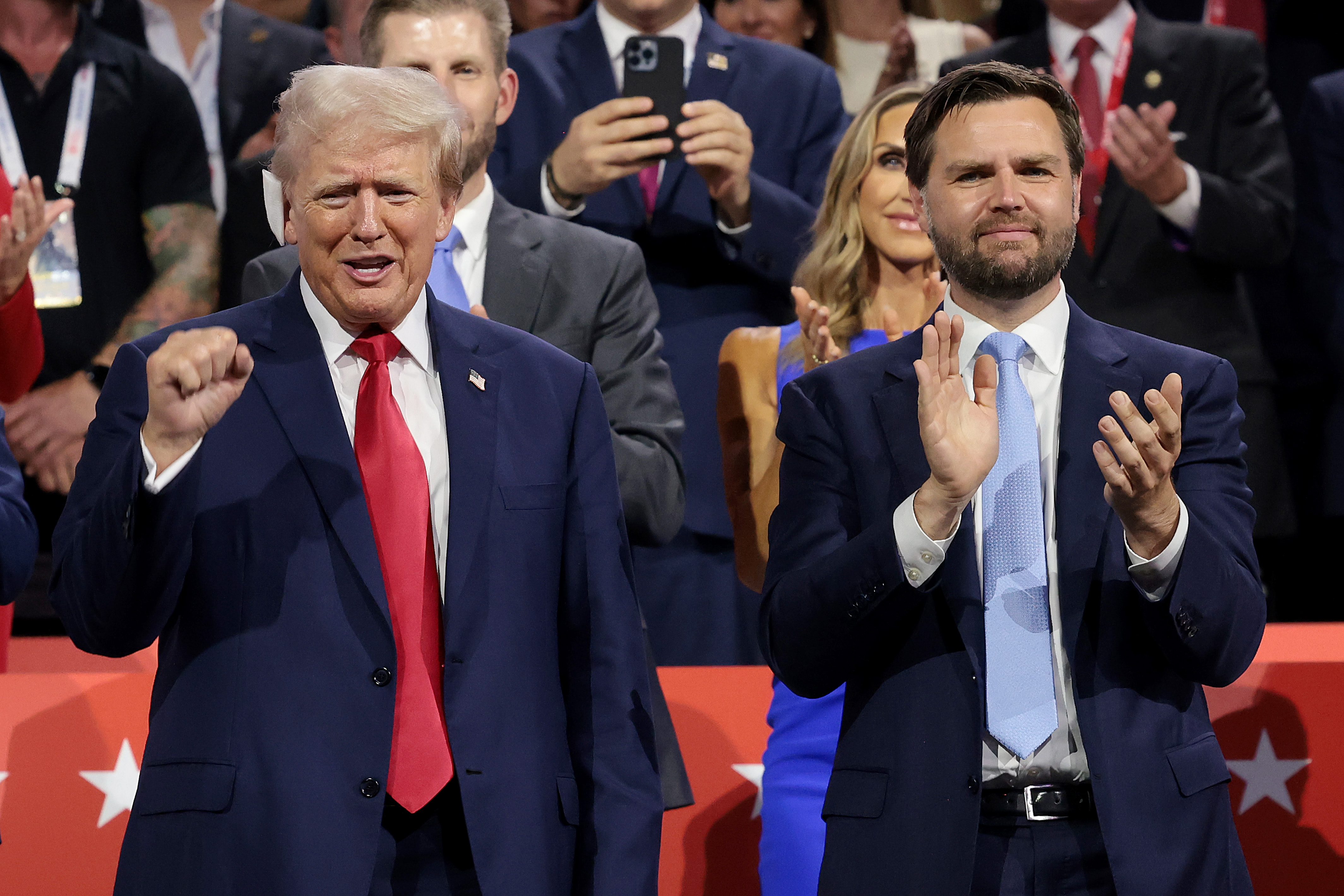 JD Vance introduces himself as Trump’s running mate at RNC NBC10