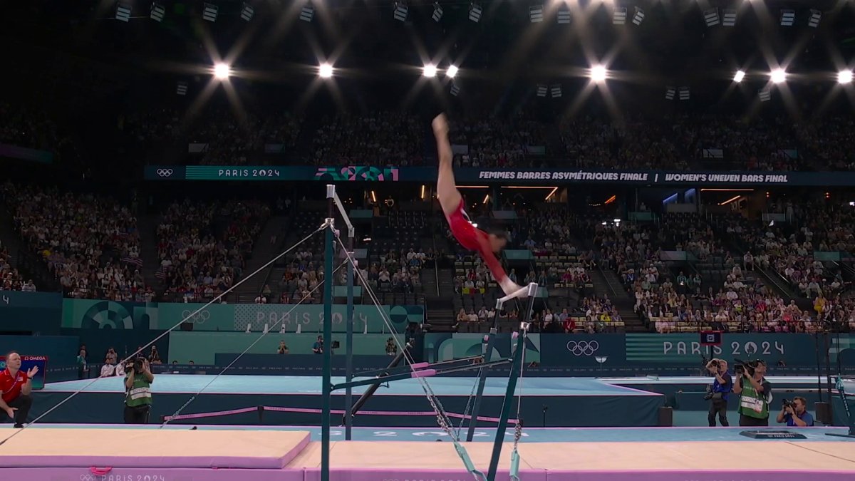 HIGHLIGHTS: Watch as Suni Lee wins bronze in uneven bars final – NBC10 ...