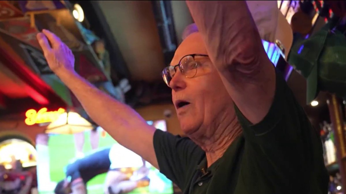 80-year-old bartender celebrates 50 years of service at McGillin’s Olde Ale House – NBC10 Philadelphia