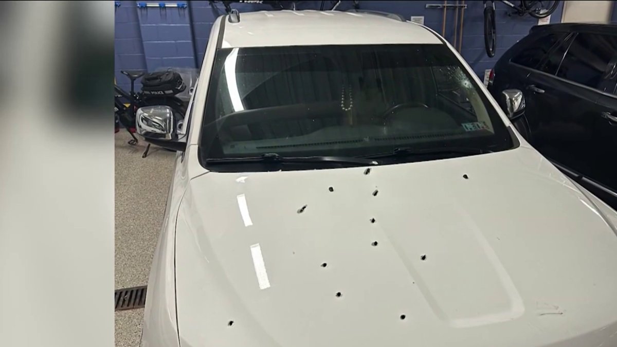 Man facing charges after firing 13 shots into a car with woman, child ...
