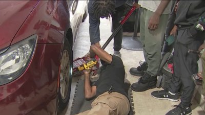 Automotive camp giving teens the chance to learn how to become a mechanic