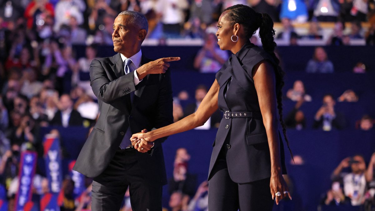 Barack, Michelle Obama electrify DNC crowd with Kamala Harris