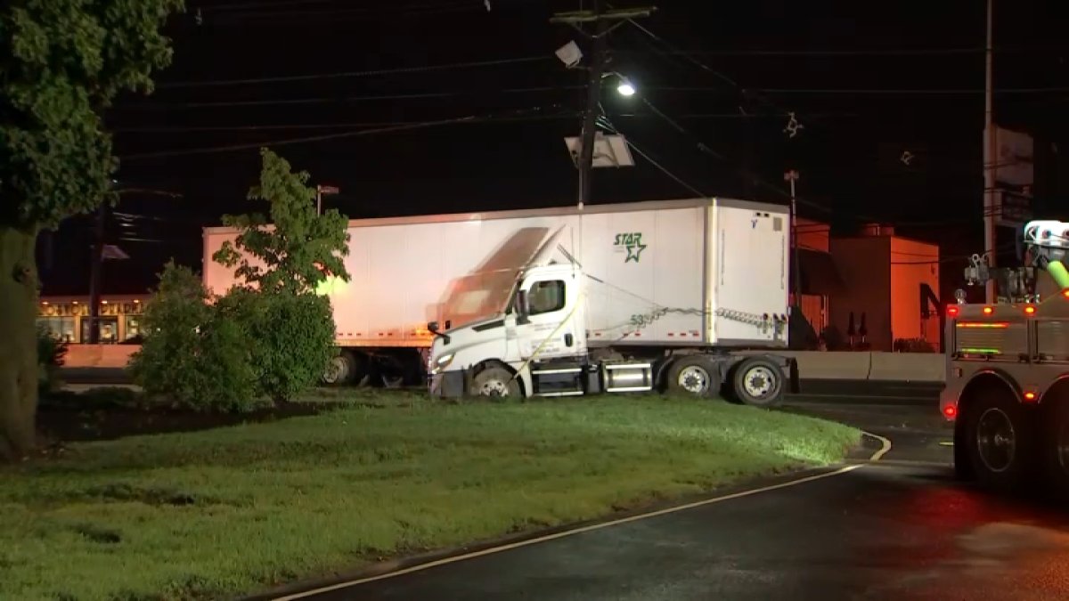 Overturned truck knocks down pole and closes Route 130 in New Jersey – NBC10 Philadelphia