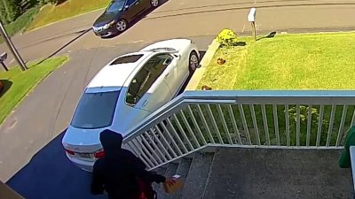 Police warn Bucks County residents of package thieves