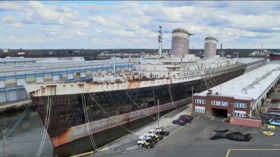 Burglar stole batteries from SS United States