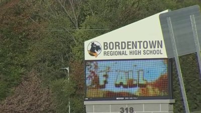 Salary dispute closes Bordentown, NJ, schools