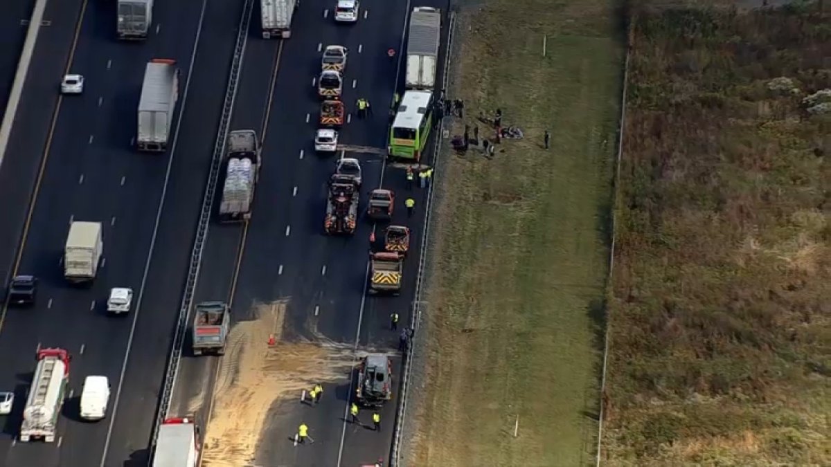4 trucks, bus and van involved in crash on the NJ Turnpike in ...