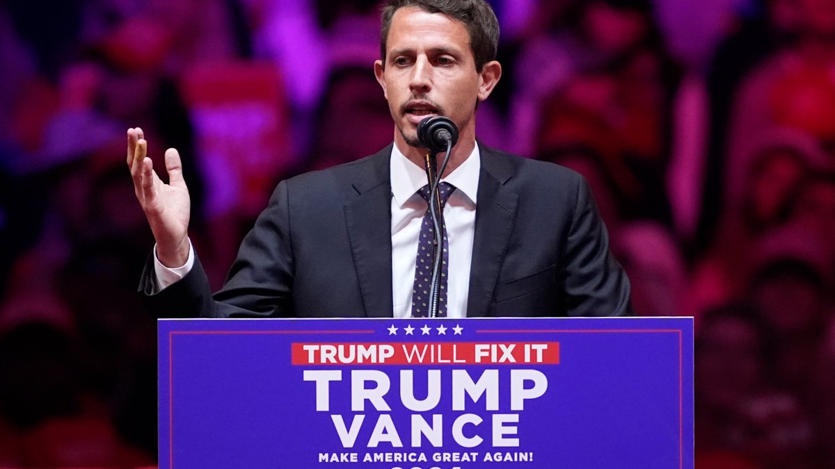 Who is Tony Hinchcliffe? Trump rally comedian disses Puerto Rico Who is Tony Hinchcliffe? Trump rally comedian disses Puerto Rico