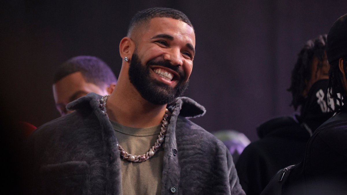 Drake debuts drastic new look and social media reacts NBC10 Philadelphia
