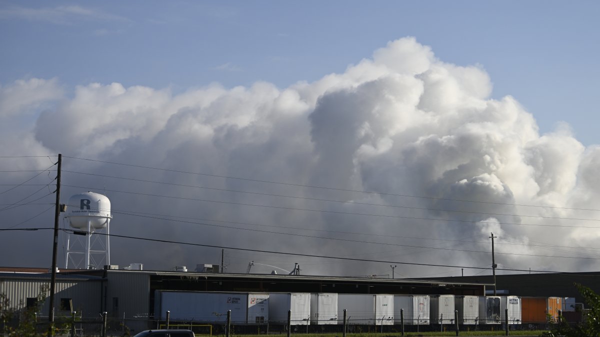 Shelterinplace alert sent near Atlanta after chemical plant fire