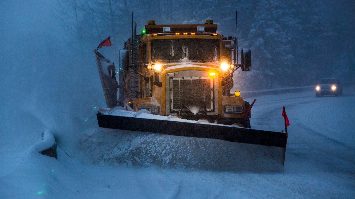 Delaware students have the unique opportunity to name a snow plow. Here's how