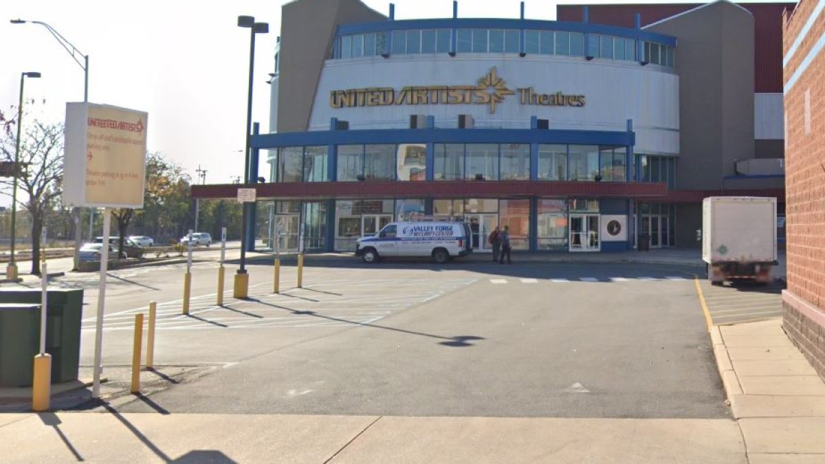 Apple Cinemas in agreement to reopen Philly’s Riverview theater NBC10